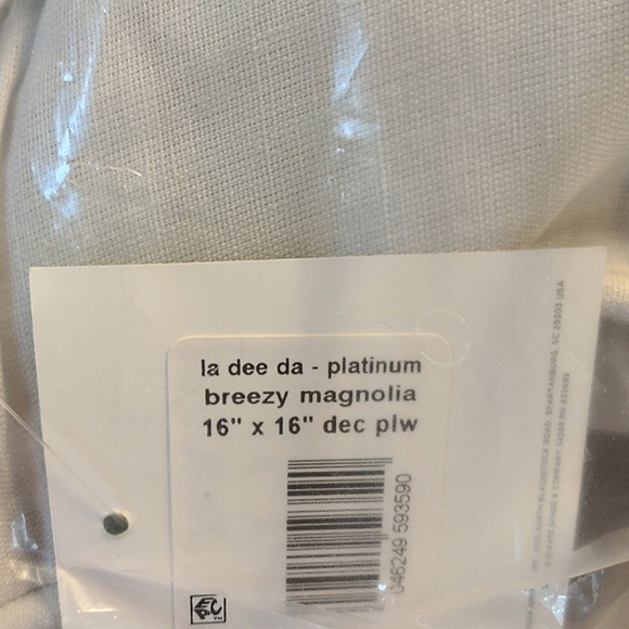 NEW Kate Spade Platinum Decorative Pillow - Picture 4 of 5